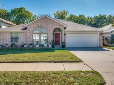 6733 Big Springs Dr, Arlington, TX, 76001