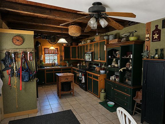 3rd image of 61 Goodwin Road