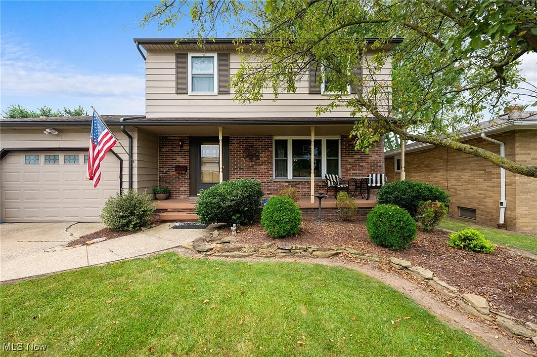 14441 Park Dr photo 1
