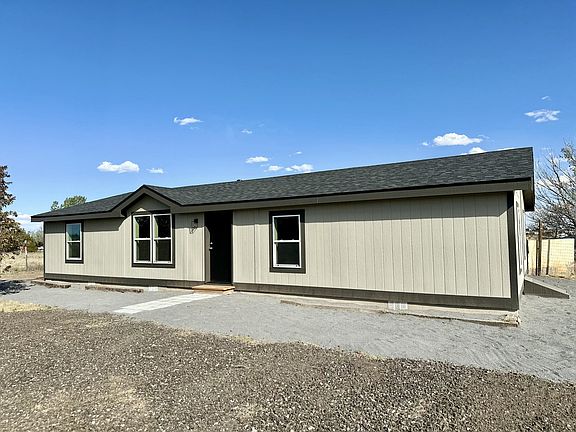 4th image of 40 Hawks Rd