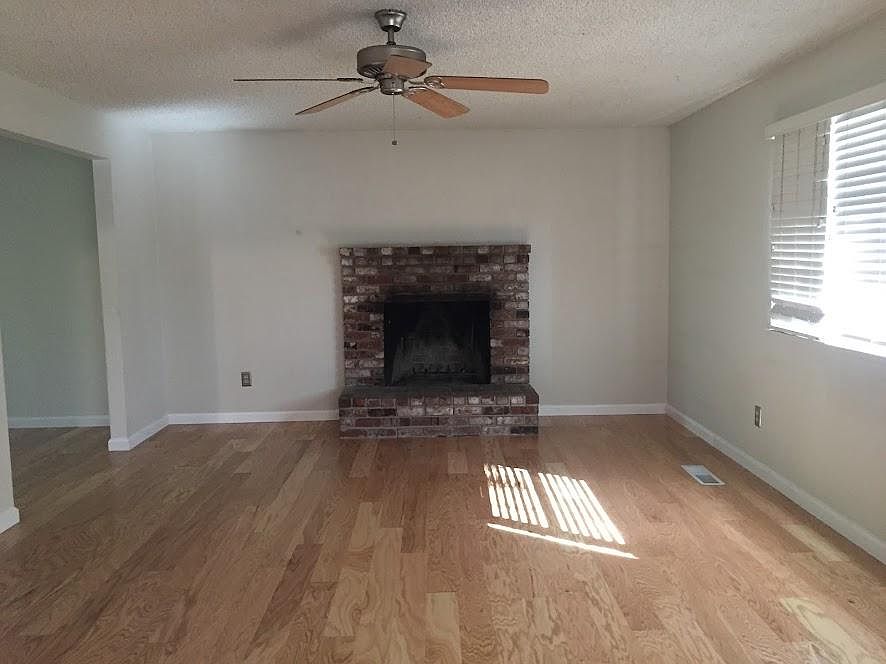 998 E Greenbrae Dr, Sparks, NV 89434 Zillow