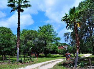 1600 Cypress Ct, Adkins, TX 78101