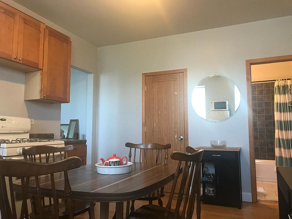 1st image of 2135 S Western Ave #1R