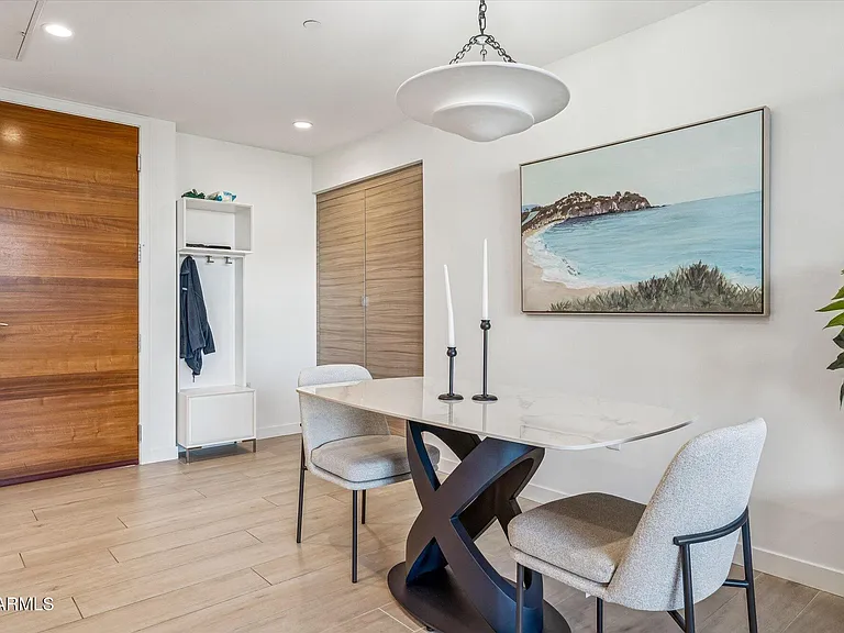 200 W Portland St #416 — Photo 8