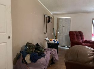 913 Poplar Dr, Crossville, TN 38571