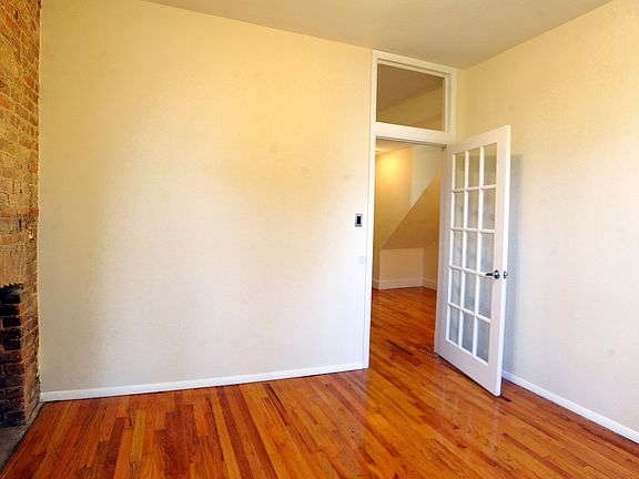 2nd image of 512 Lafayette Ave APT 1