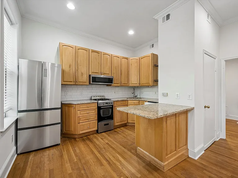 2036 Mount Vernon St #2FF — Photo 10