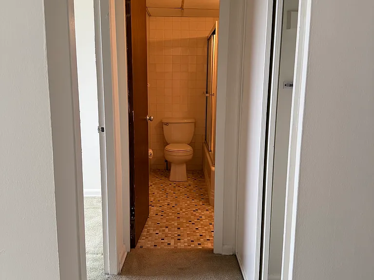 1030 E Lancaster Ave #910 — Photo 14