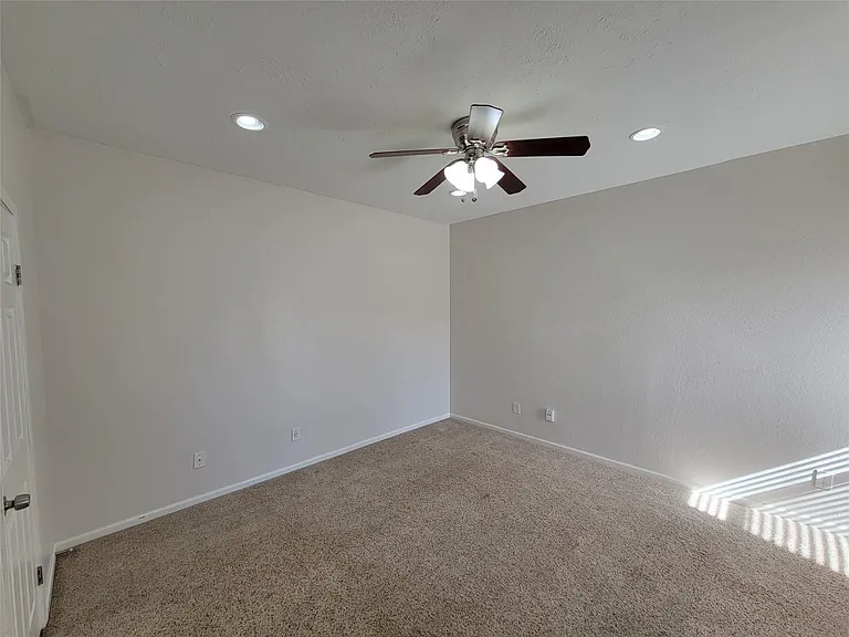 2025 Augusta Dr #303 — Photo 22