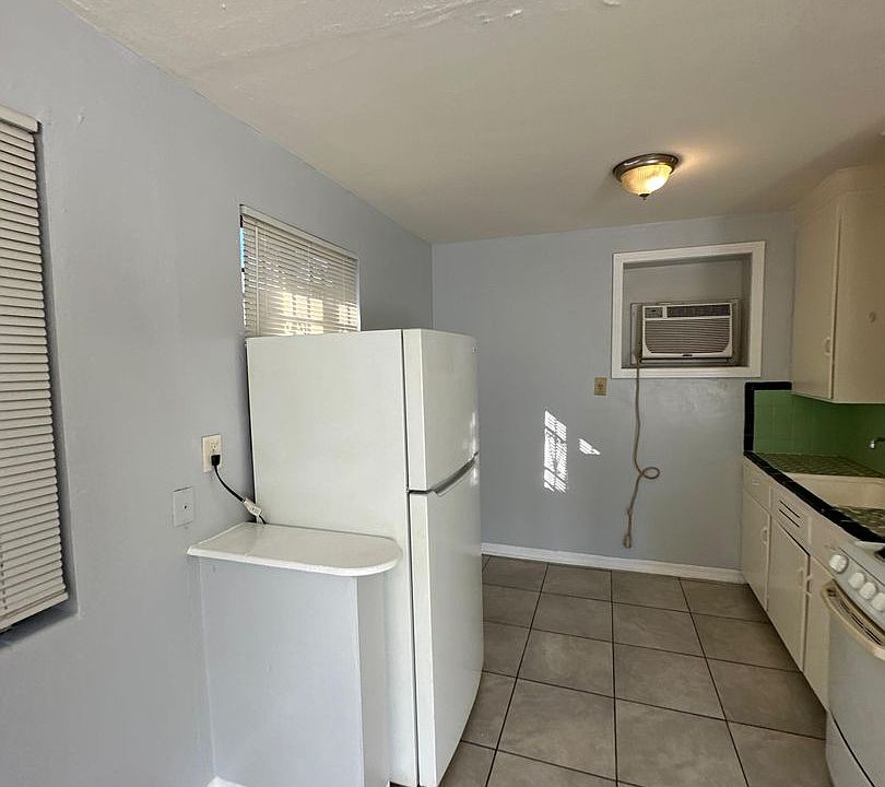1st image of 224 W 22nd St #232