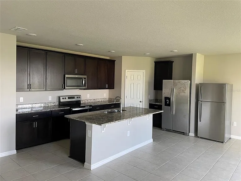 3212 Weitzel Dr — Photo 14