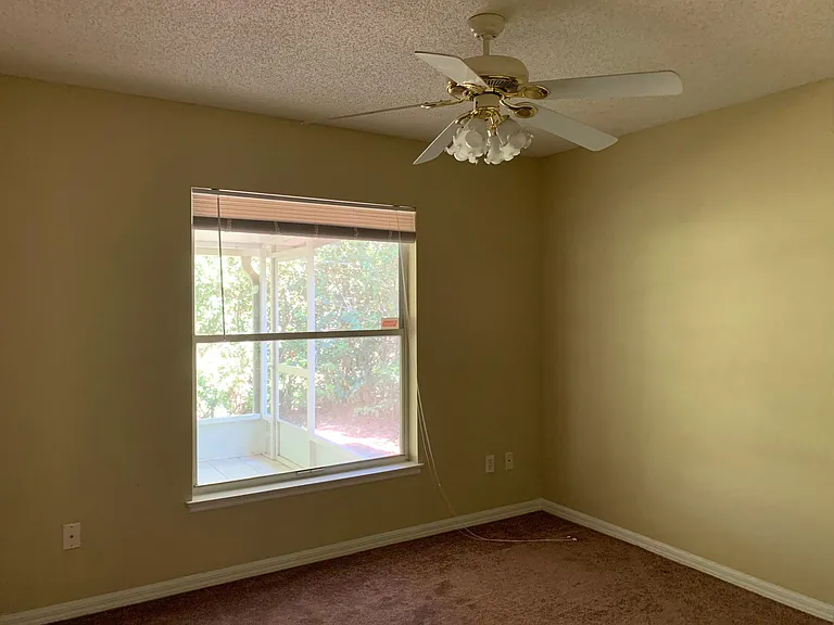 4155 Forest Island Dr — Photo 18