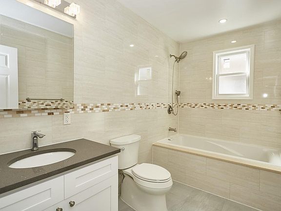 4th image of 307 National Blvd Floor 1