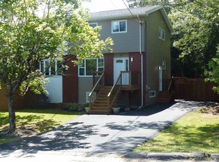 9 Gordon Ct, Lower Sackville, NS B4E 1W5