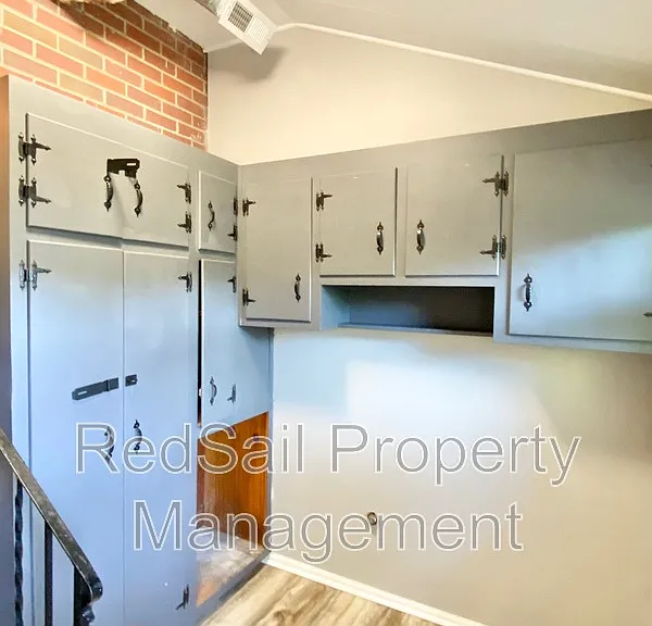10 Westlawn Dr — Photo 21