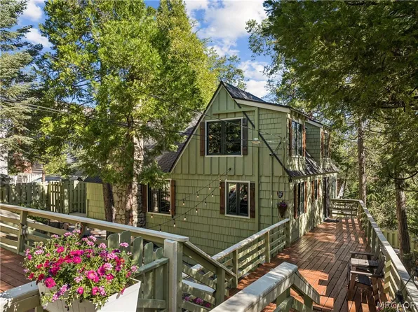 28772 Cedar Dr, Lake Arrowhead, CA 92352
