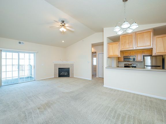 4th image of 6255 Beechtree Dr Unit 1308