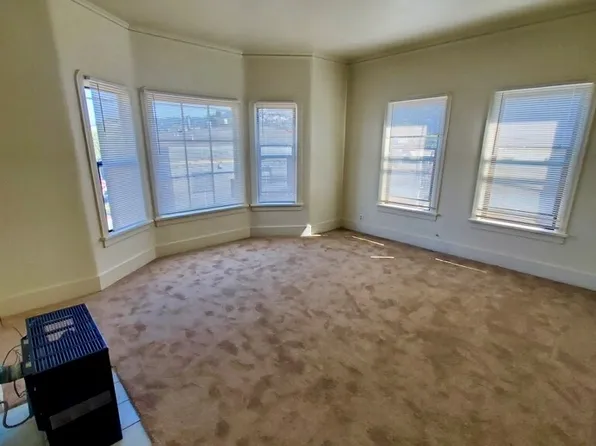 2034 Ashby Ave #8, Berkeley, CA 94703