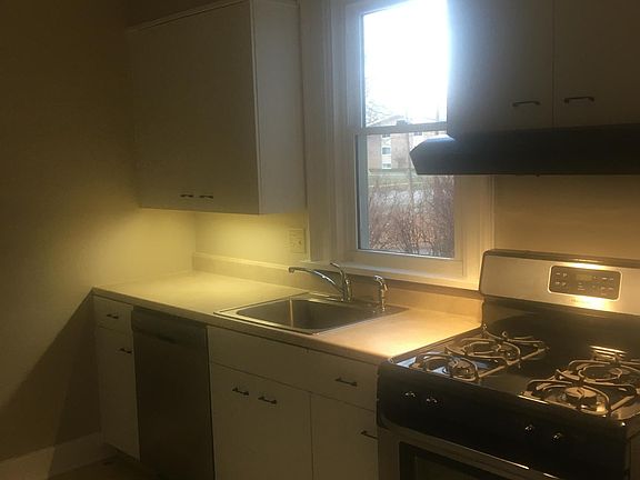 Kitchen includes walk-in pantry.