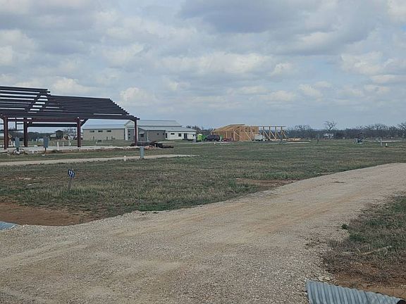 2nd image of 171 Resort Ct