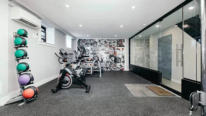 Rented by Nooklyn NYC LLC | media 17