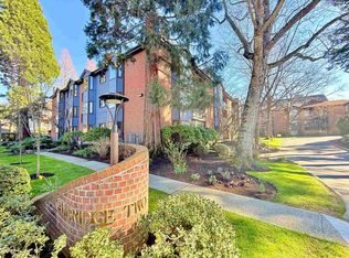 15300 17th Ave #301, Surrey, BC