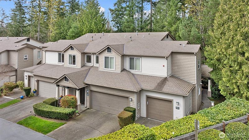 2nd image of 4401 248th Lane SE
