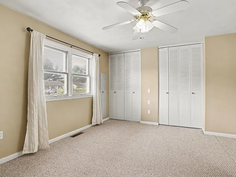 803 Hills Dr — Photo 17