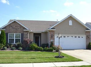 7188 Songbird Ln, North Ridgeville, OH 44039