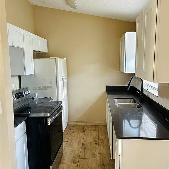 1731 Minnow Ct — Photo 10