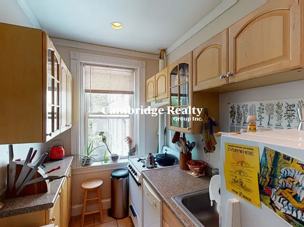 33 Walbridge St, Allston, MA