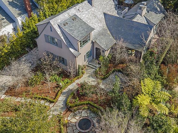 5th image of 70 Waverley Oaks