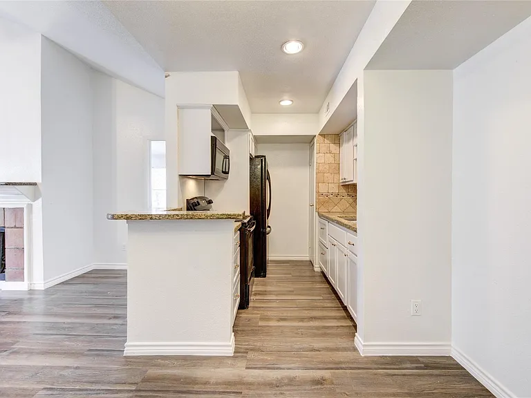 10202 Forum Park Dr #256 — Photo 10
