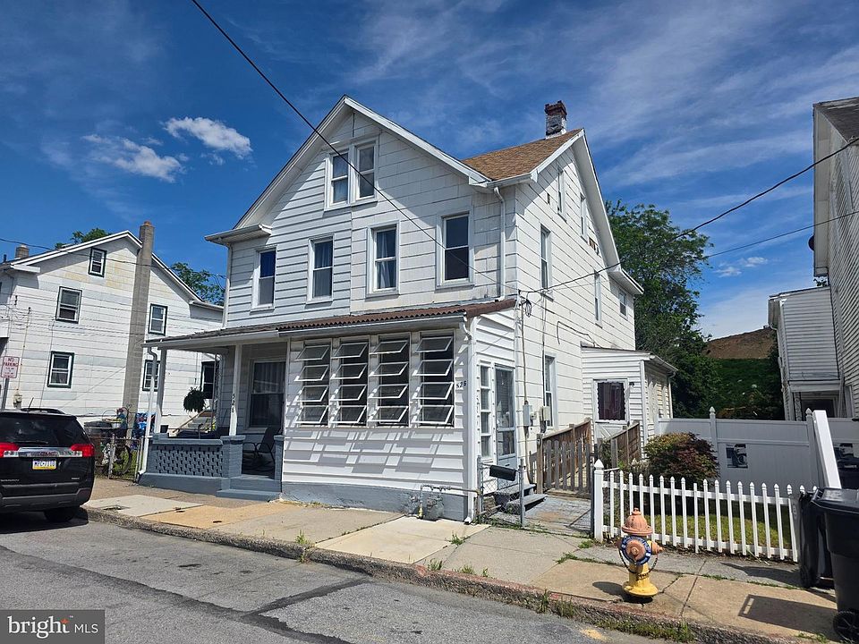 1st image of 526 Ridge St
