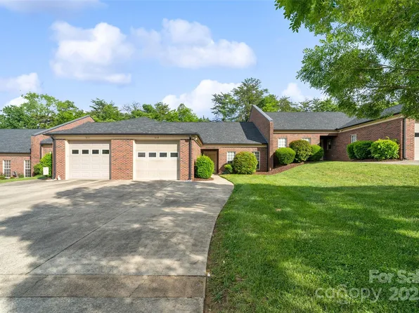 608 Camrose Cir NE, Concord, NC 28025