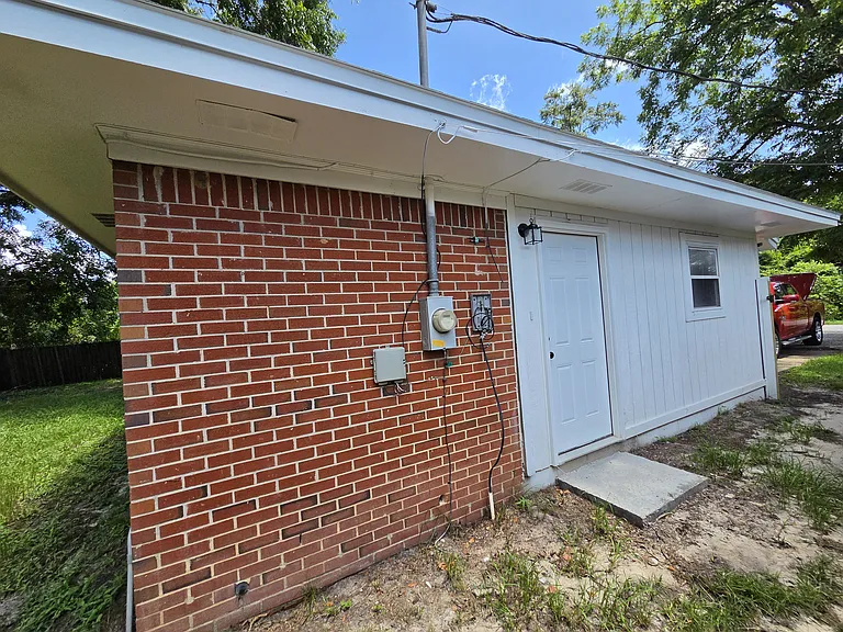 548 Martin Luther King Dr — Photo 3