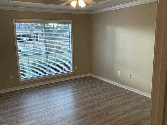 3rd image of 1244 Barnett Bend Dr