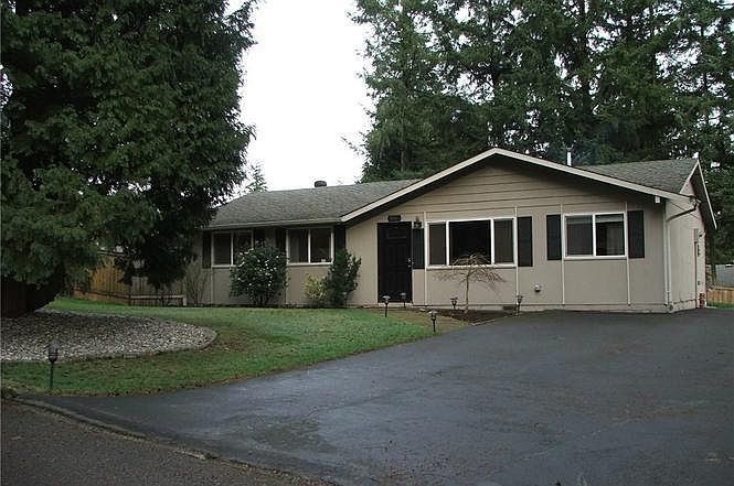 1st image of 18564 132nd Pl NE