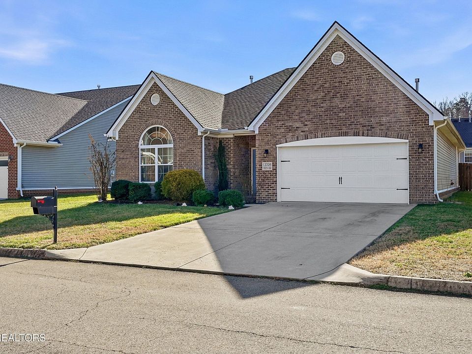 12326 Chirping Bird Ln, Knoxville, TN 37932 | Zillow
