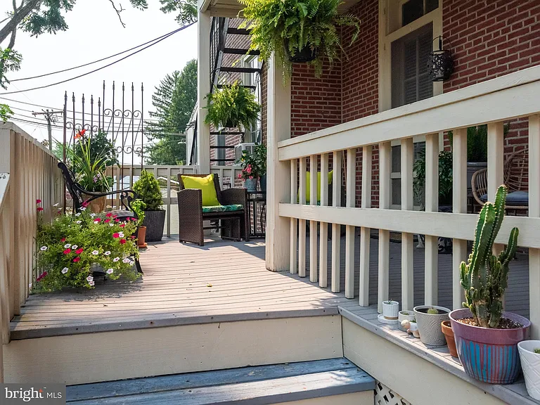 318 N Matlack St #3R — Photo 24