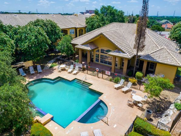 20211 Huebner Rd #617