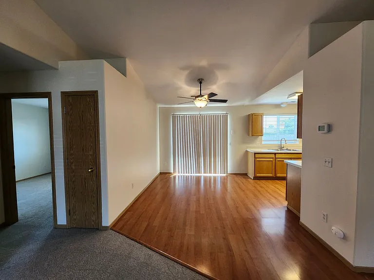 4914 Sinai Dr — Photo 5