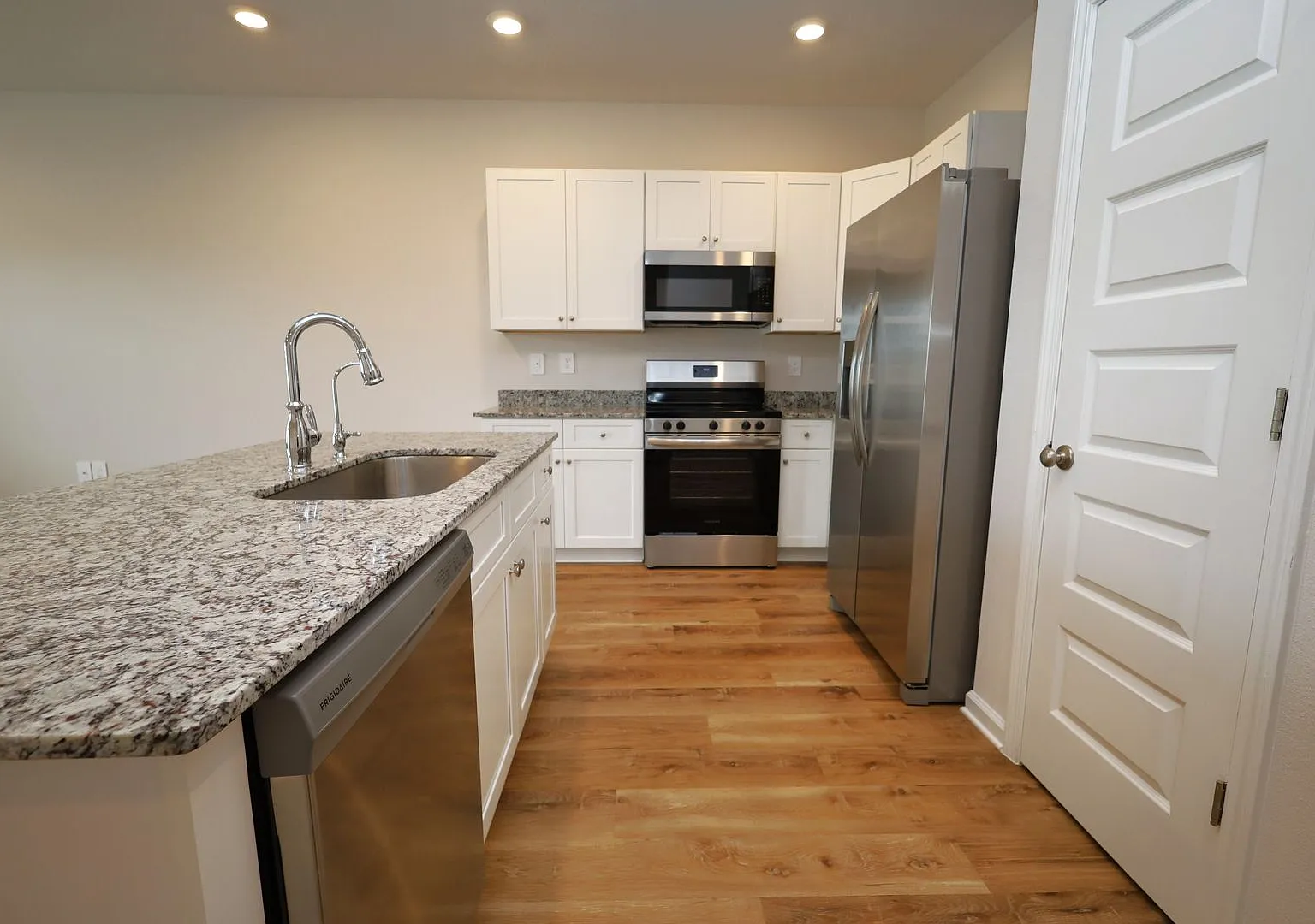 6042 Bemiss Towns Drive — Photo 3