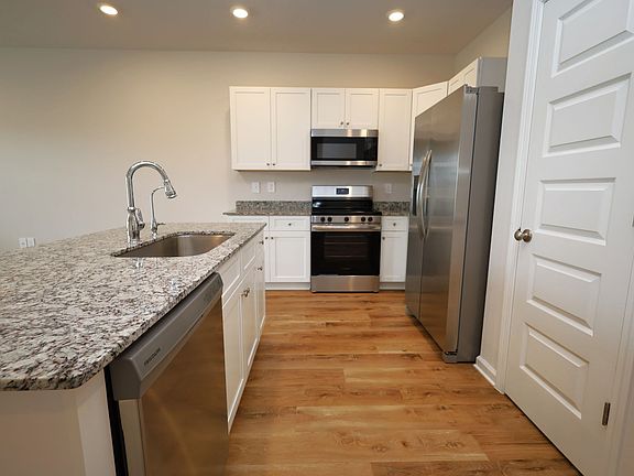 3rd image of 6042 Bemiss Towns Dr