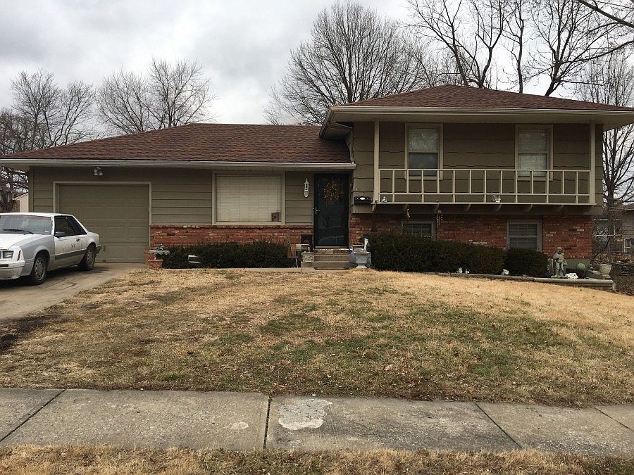 1st image of 8102 E 89th St