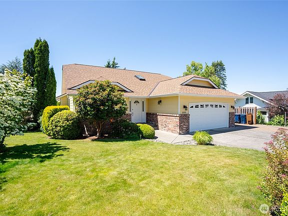 3rd image of 8555 Bender Road