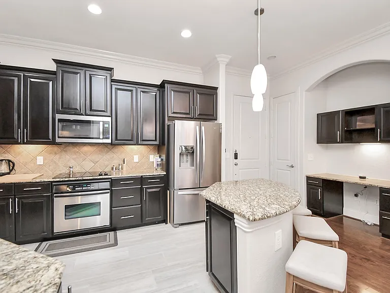 2120 Kipling St #306 — Photo 6