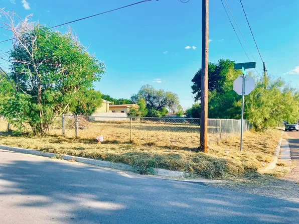 901 Cortez St, Laredo, TX 78040