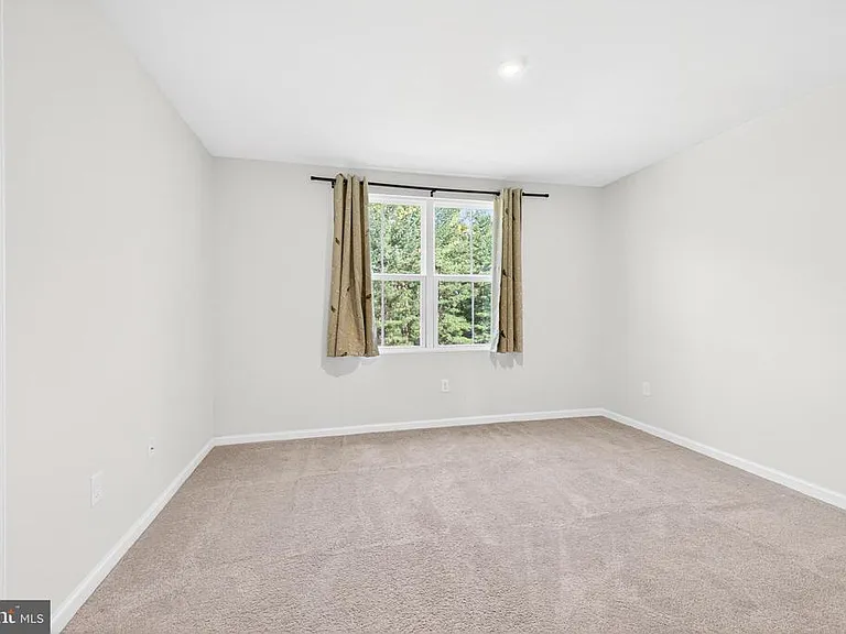 6364 Pebblebrook Dr — Photo 25