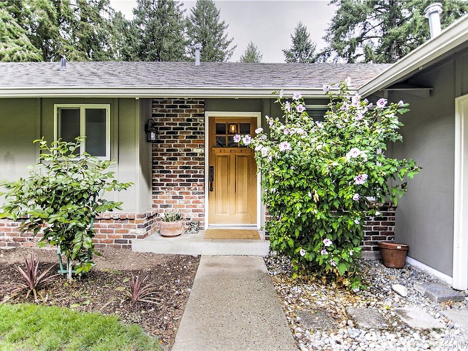 1st image of 4528 62nd Ave W